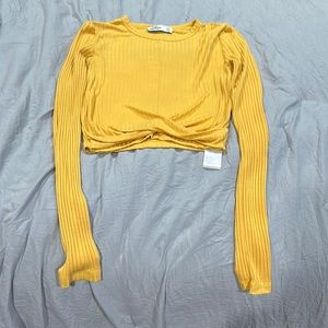 XS, yellow cropped long sleeve